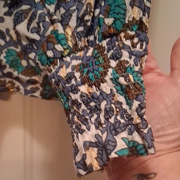 Women's Brand New Oliphant High Neck Vibrant Colored Top - Picture 2 of 11